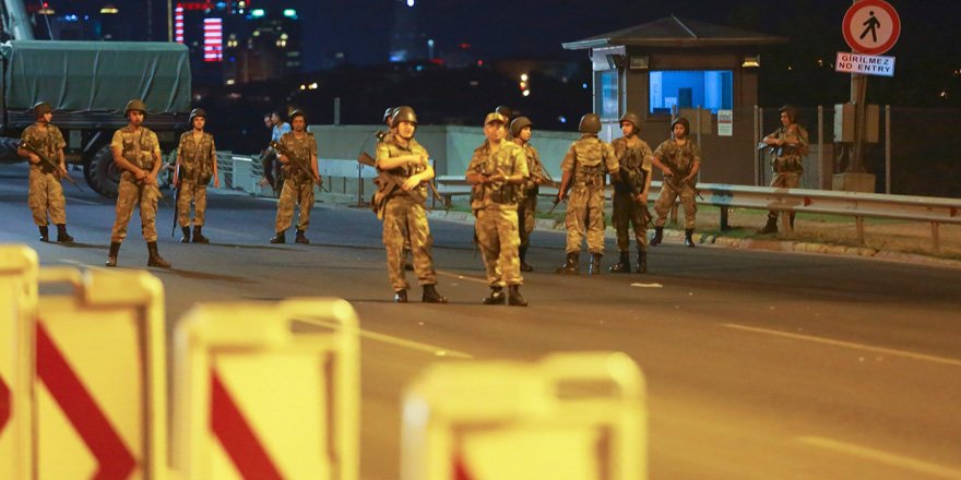 Kahraman astsubay Kemal Vurgun darbecilere göğsünü siper etmiş