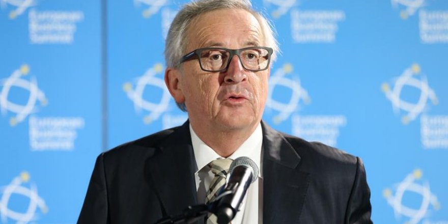 Juncker: Türkiye idam cezasını getirirse müzakereleri durdururuz