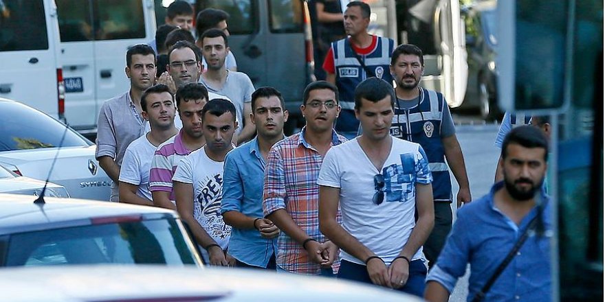Foça Deniz Üs Komutanlığında gözaltı sayısı 206'ya yükseldi