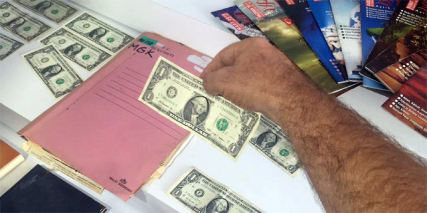 İşte ele geçirilen okunmuş ve şifrelenmiş 1 dolarlar
