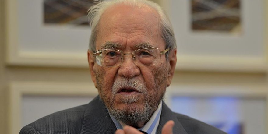 Tarihçi-yazar Prof. Dr. İnalcık hayatını kaybetti