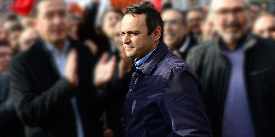 Gözaltı kararı verilen 42 gazeteciden 11'i yurt dışına çıkmış