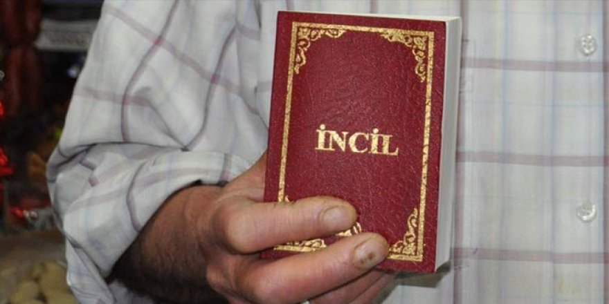 Bölge imamının evinden İncil çıktı