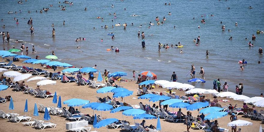 Turizme 'demokrasi mitingi' etkisi