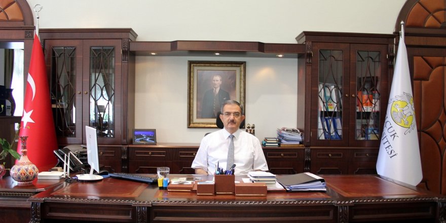 "Selçuk Üniversitesinde o kadar geniş, o kadar büyük bir yapılanma söz konusu"