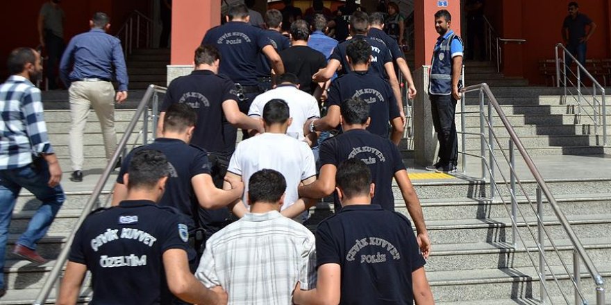 FETÖ'nün darbe girişimine ilişkin 9 bin 56 kişi tutuklandı