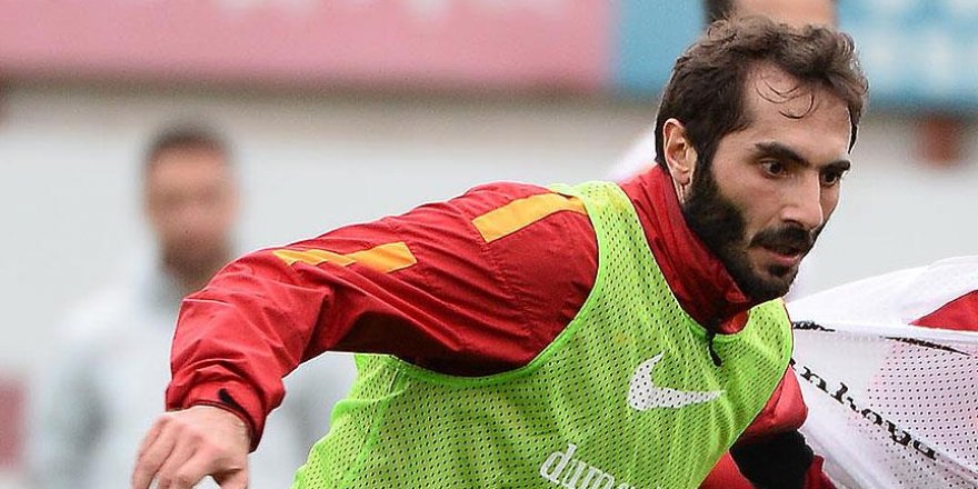 Galatasaray'da Hamit Altıntop ile yollar ayrıldı!