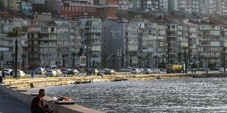 İzmir’e '15 Temmuz Demokrasi Meydanı'