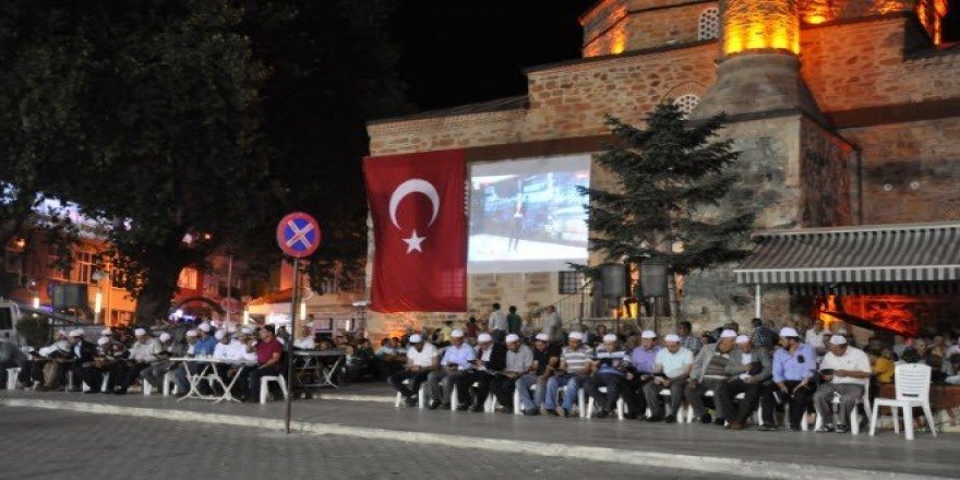 Demokrasi şehitlerine hatim