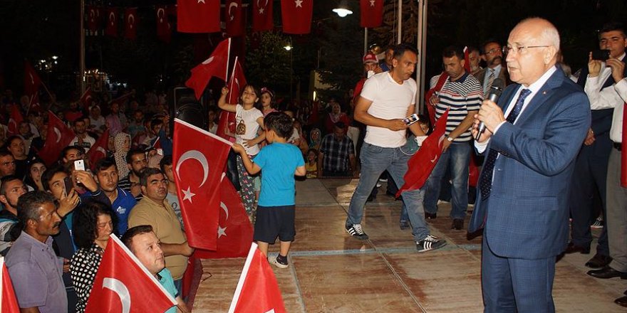 'Ordumuza küsmek yok, eskisinden daha fazla kucaklamamız lazım'