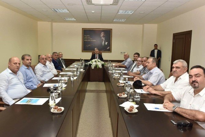 Vali Çakacak: “Milletimiz, birlik ve beraberliğini bozmak isteyenlere asla izin vermemiştir”