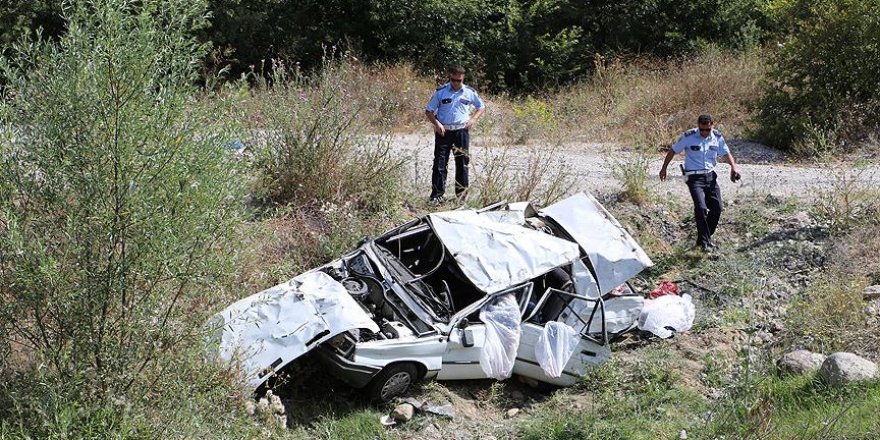 Düğün yolunda trafik kazası: 4 ölü, 1 yaralı