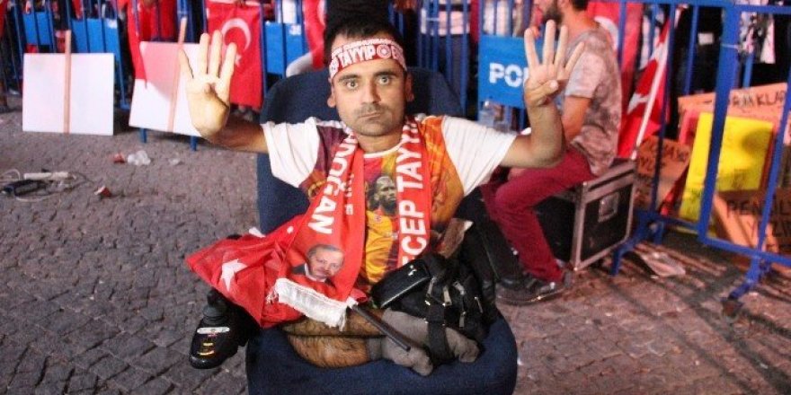 Engellilerden demokrasi dersi