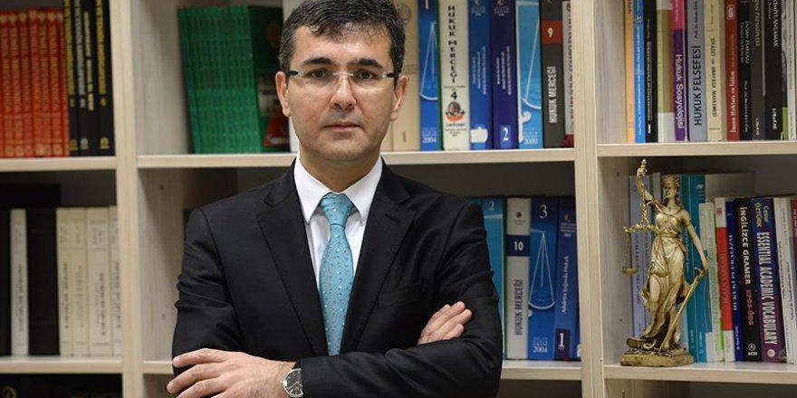 'FETÖ sorgulamadan tasdikleyen bir kitle oluşturdu'
