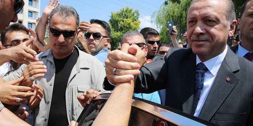 Erdoğan Osmanlı Camisi'ni ziyaret etti