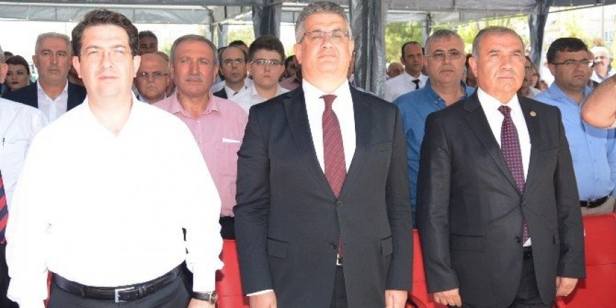 "Hırsız, casus içeride, ne kadar kilit vursak da başaramıyoruz"
