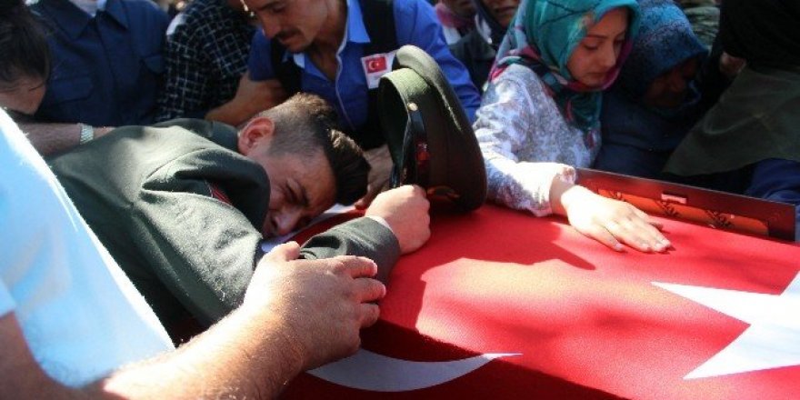 Şehit Uzman Çavuş Nuh Kürşat Temizyürek son kez baba evine getirildi