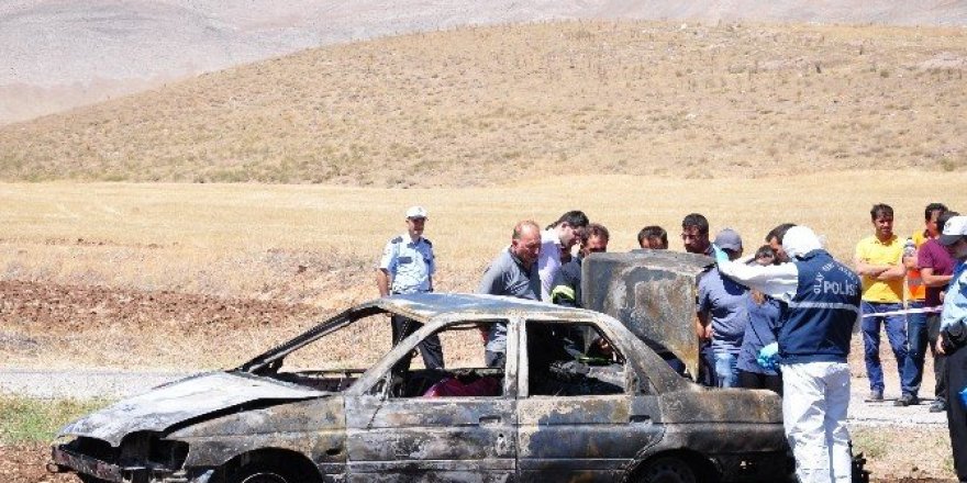 10 gün önce emekli olan polis kazada yanarak öldü