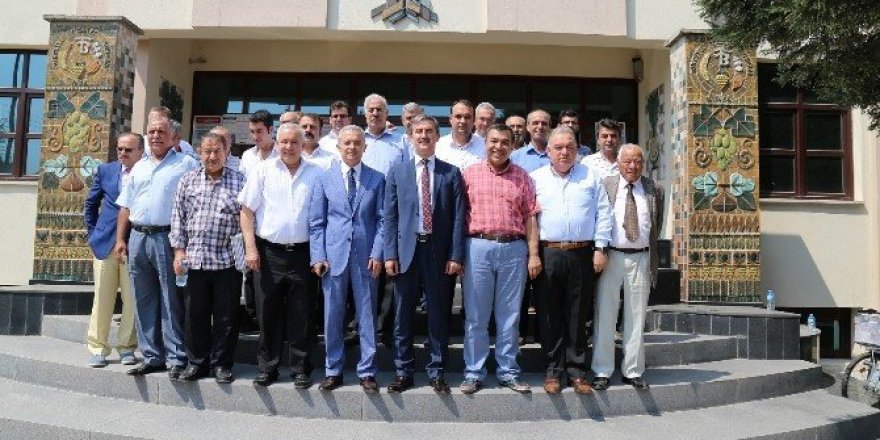 Turgutlu’nun iz bırakanları kitaplaştırıldı