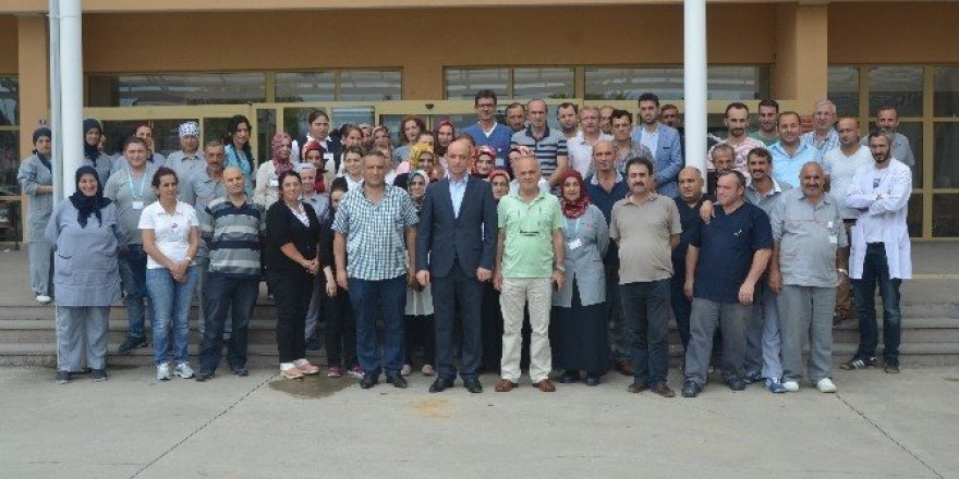 Rize Öz Büro İş Sendikası darbecileri kınadı