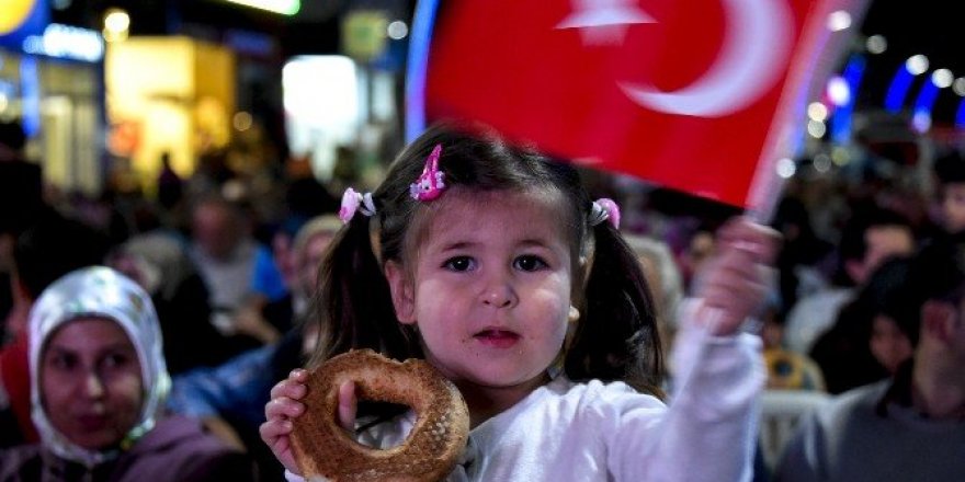 Gümüşhane’de Demokrasi Nöbeti 14.gününde