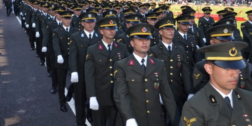 Abiler soruları istiharede görüyor'