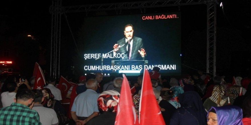 Şeref Malkoç: “FETÖ en büyük zararı, İslam dinine verdi”
