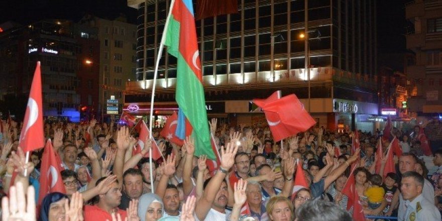 Sultanbekov: "Türkiye Çok Yaşasın"