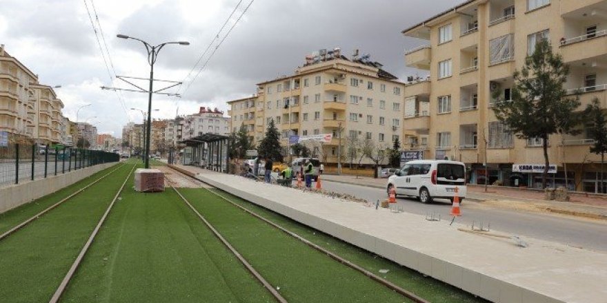 Tramvay durakları okulların açılışına yetişecek