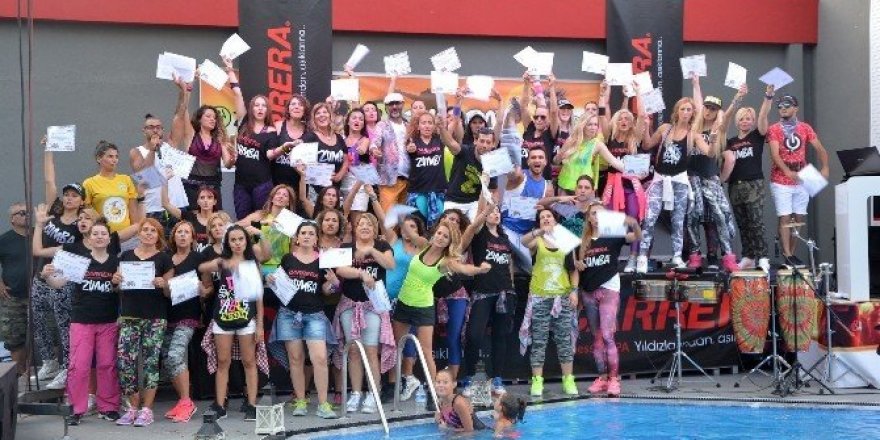 Zumbathon etkinliğinin geliri Anadolu Otizm Vakfı’na