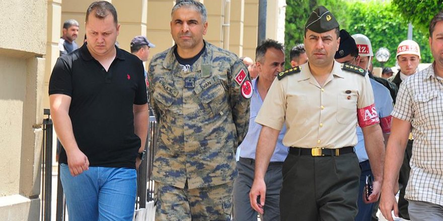 Darbe karşıtı uçakların İncirlik'ten kalkmasını engellemiş
