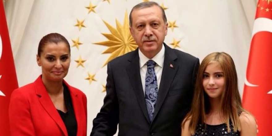 Erdoğan'ın açıklamasını duyuran Hande Fırat Külliye'de
