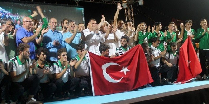 Sakaryaspor demokrasi nöbetinde