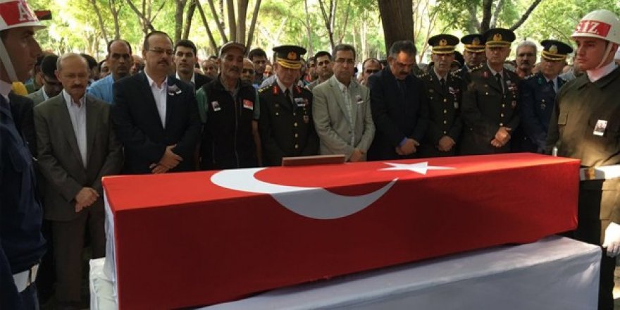 Konya şehidini uğurladı
