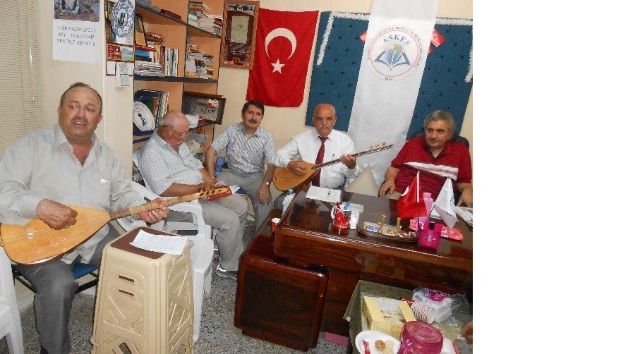 Eskişehirli şairler ve ozanlardan şiir ve türkü şöleni