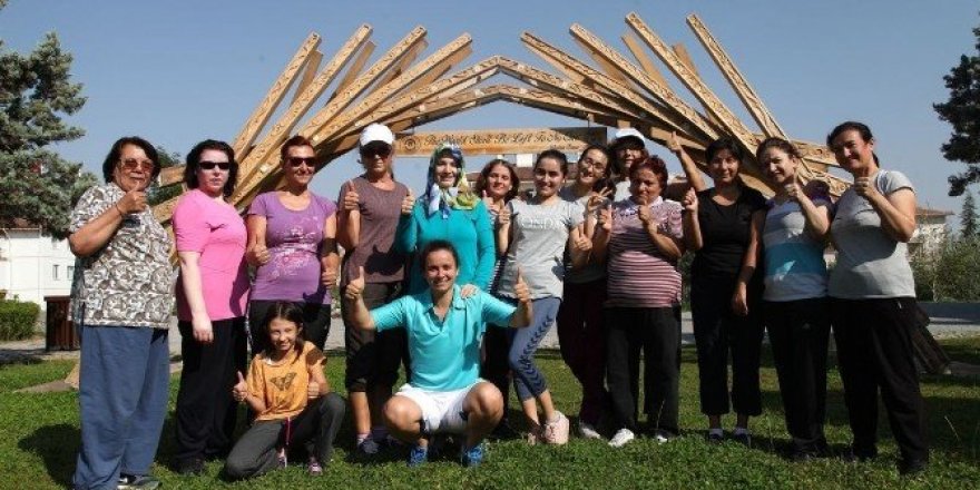 Odunpazarı’nda kadınlar spor yaparak sağlıklı kalıyor