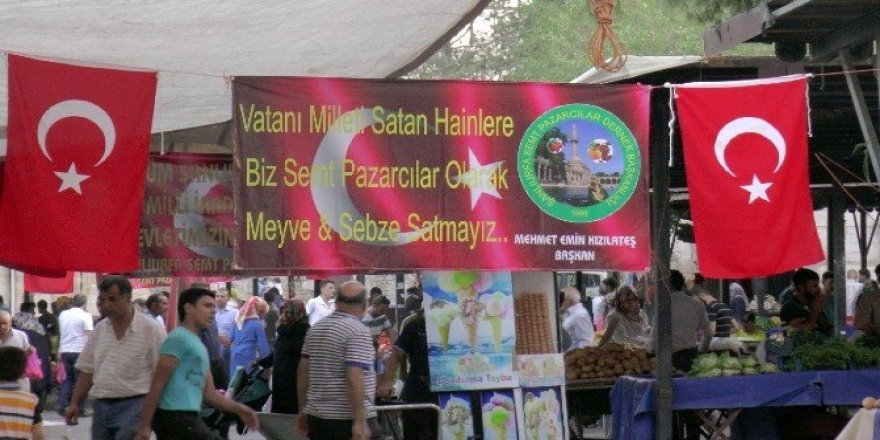 Darbeye destek verenlere pazarda mal satılmıyor