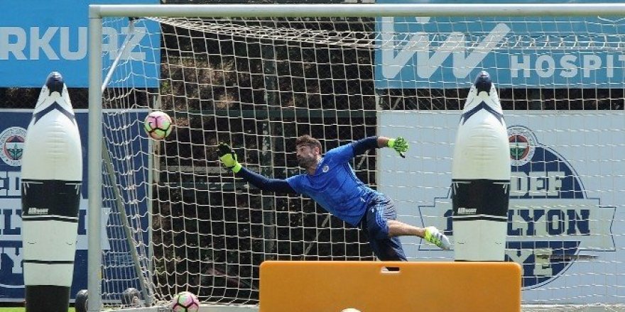 Fenerbahçe, Monaco maçı hazırlıklarını sürdürüyor