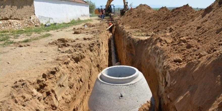 Manisa’da iki yılda 120 bin metre kanalizasyon hattı döşendi