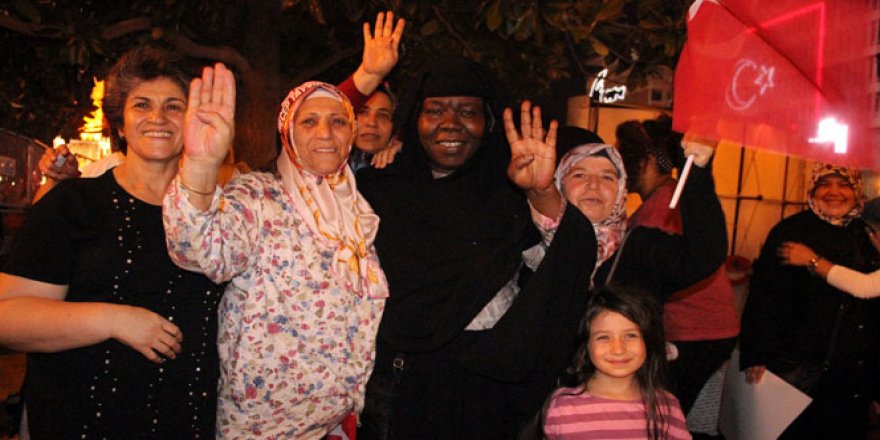Arabistan’dan demokrasi nöbetine