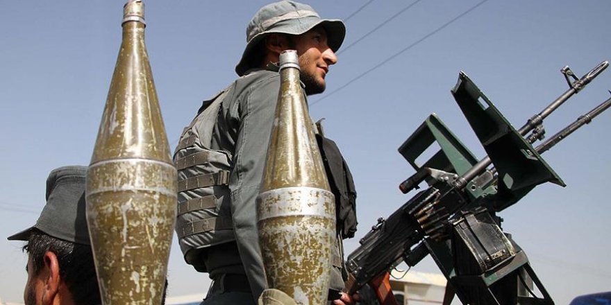 Afganistan'da misafirhaneye bombalı saldırı
