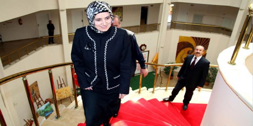 'Profesörleri bakkallar seçiyordu'