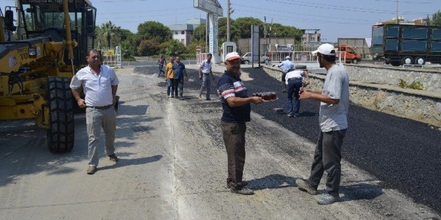 Turgutlu Belediyesi’nden yol yapım çalışması