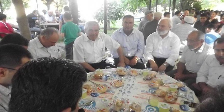 Eskil Belediyesi şehitler için mevlit okuttu
