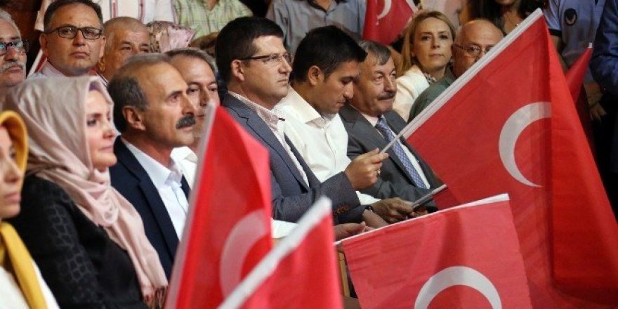 Başkan Subaşıoğlu, Bakan Zeybekci ile Uşak’ta