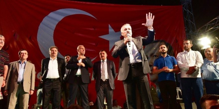 "Alma mazlumun ahını çıkar aheste aheste"