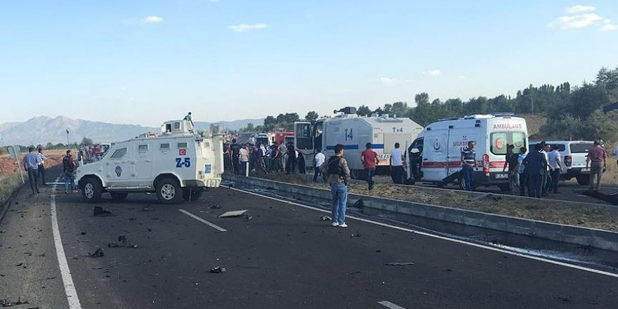 Polis servisine bombalı araçla saldırı! 6 şehit