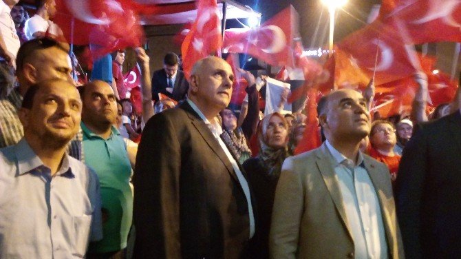 Henüz bitmedi uyanık olmak zorundayız