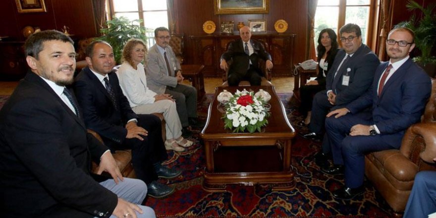 TBMM Başkanı Kahraman'a geçmiş olsun ziyareti