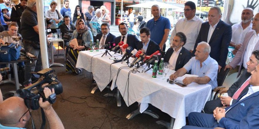 Avusturya'daki Türk sivil toplum örgütlerinden darbe girişimine tepki